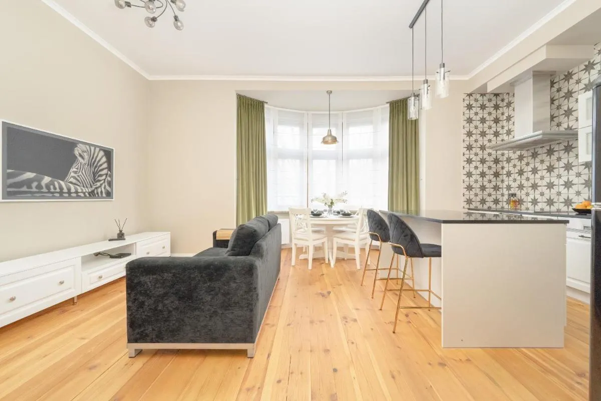 Image 5 of Aesthetic One Bedroom Apartment in Wroclaw by Noclegi Renters