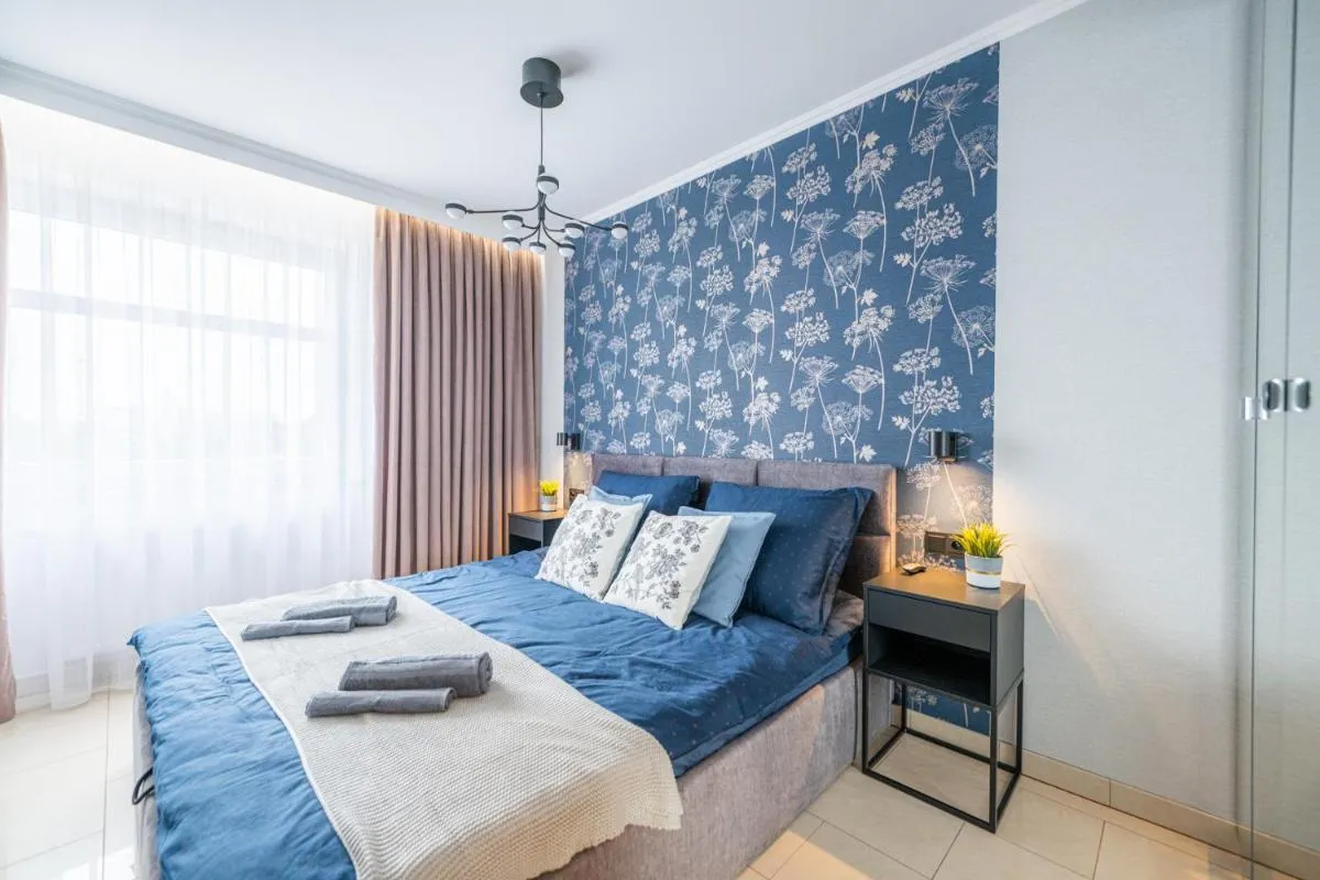 Image 2 of Apartament 55m2 – Darmowy Garaż – Klimatyzacja – Centrum – 24na7