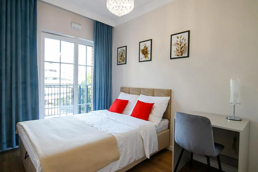 Image 1 of Apartament Bulwar Staromiejski Stare Miasto Centrum