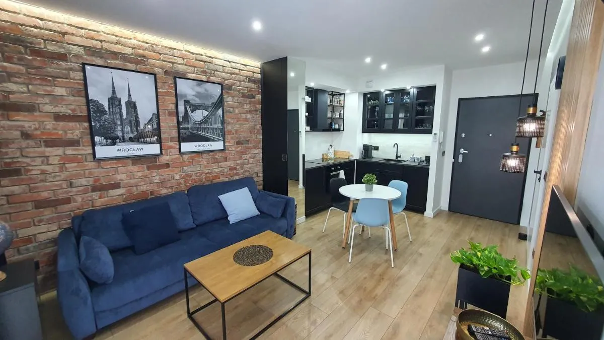 Image 2 of Apartament Midnight Blue