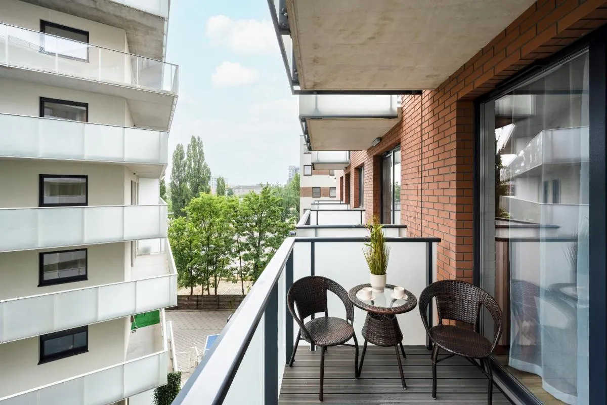 Image 2 of Apartamenty Central Park Wrocław z Balkonem i Parkingiem by Renters Prestige