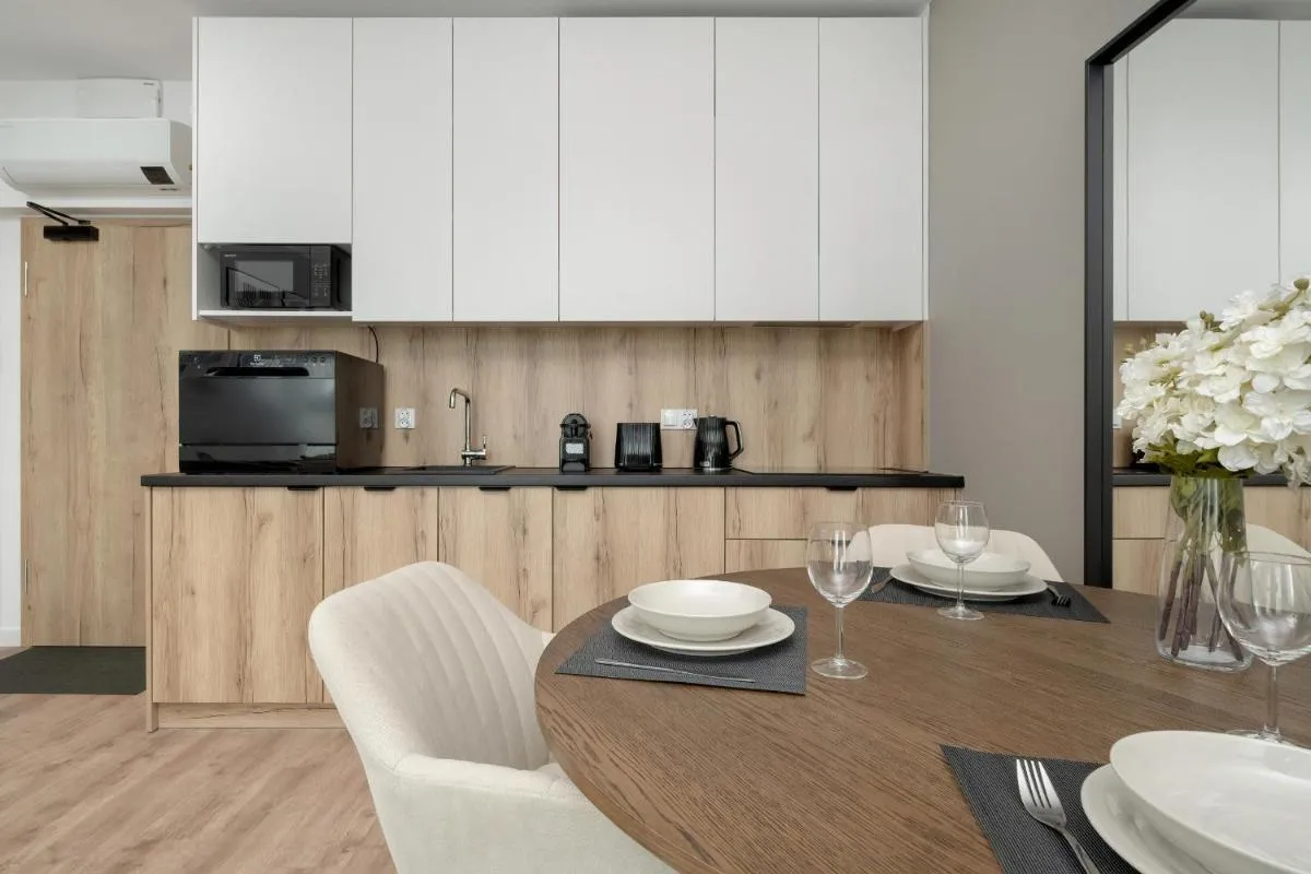 Image 3 of Apartamenty Zwycięska z klimatyzacją, FREE GARAGE Wrocław by Noclegi Renters