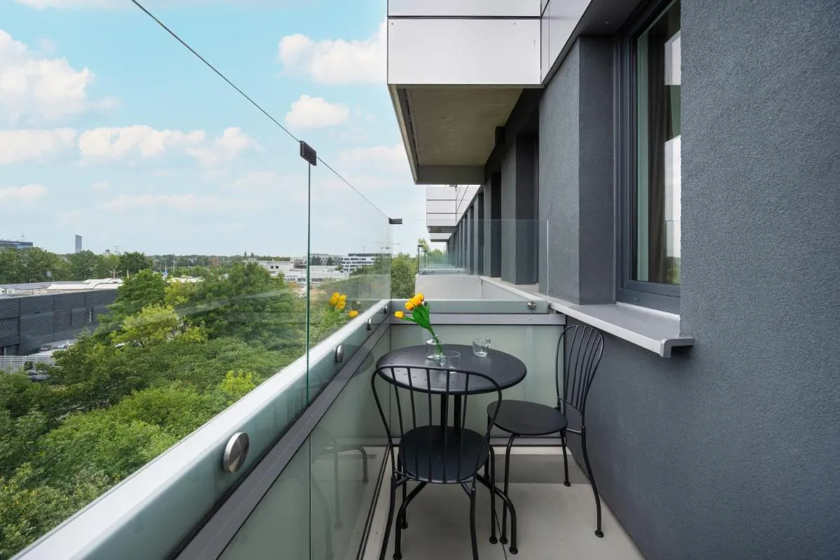 Image 4 of Apartamenty Zwycięska z klimatyzacją, FREE GARAGE Wrocław by Noclegi Renters