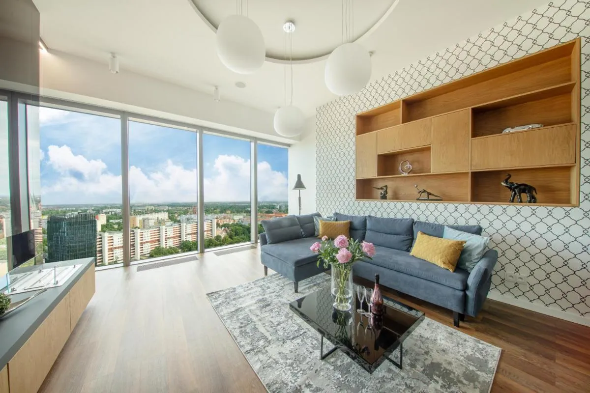 Image 2 of Apartamenty w Sky Tower