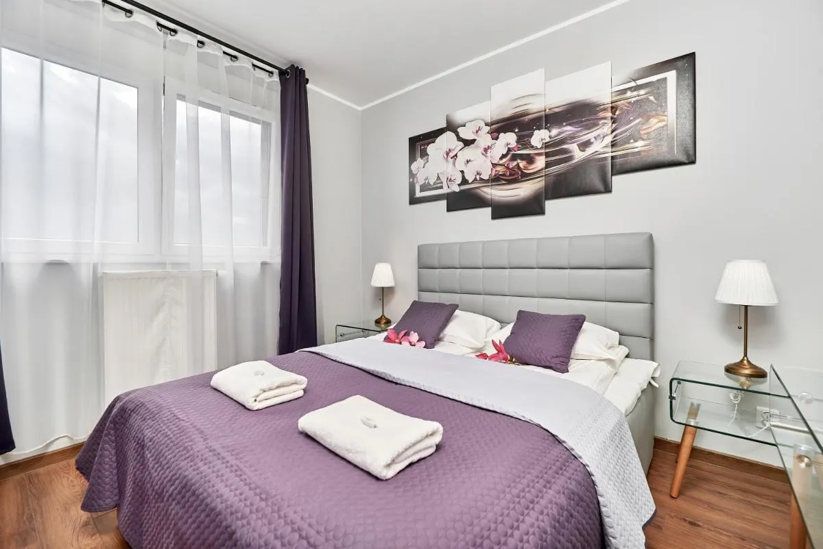 Image 1 of Apartment Wroclaw Sikorskiego with FREE GARAGE by Renters Prestige