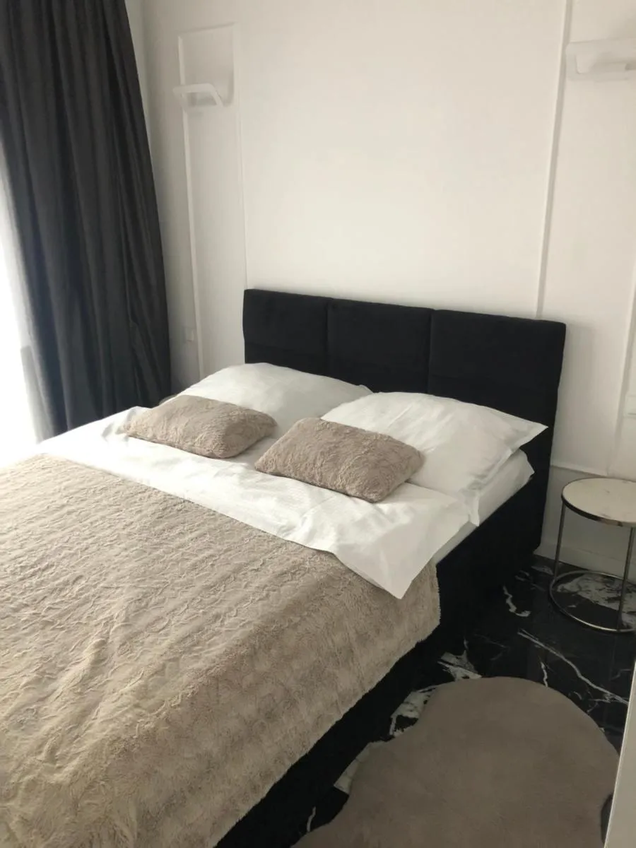 Image 2 of Apartment by Gustav