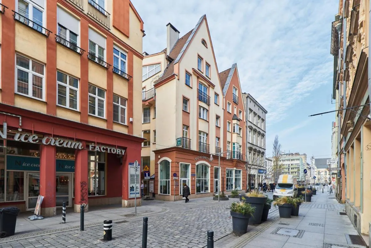Image 5 of Apartment in The Heart of Wrocław by Renters Prestige