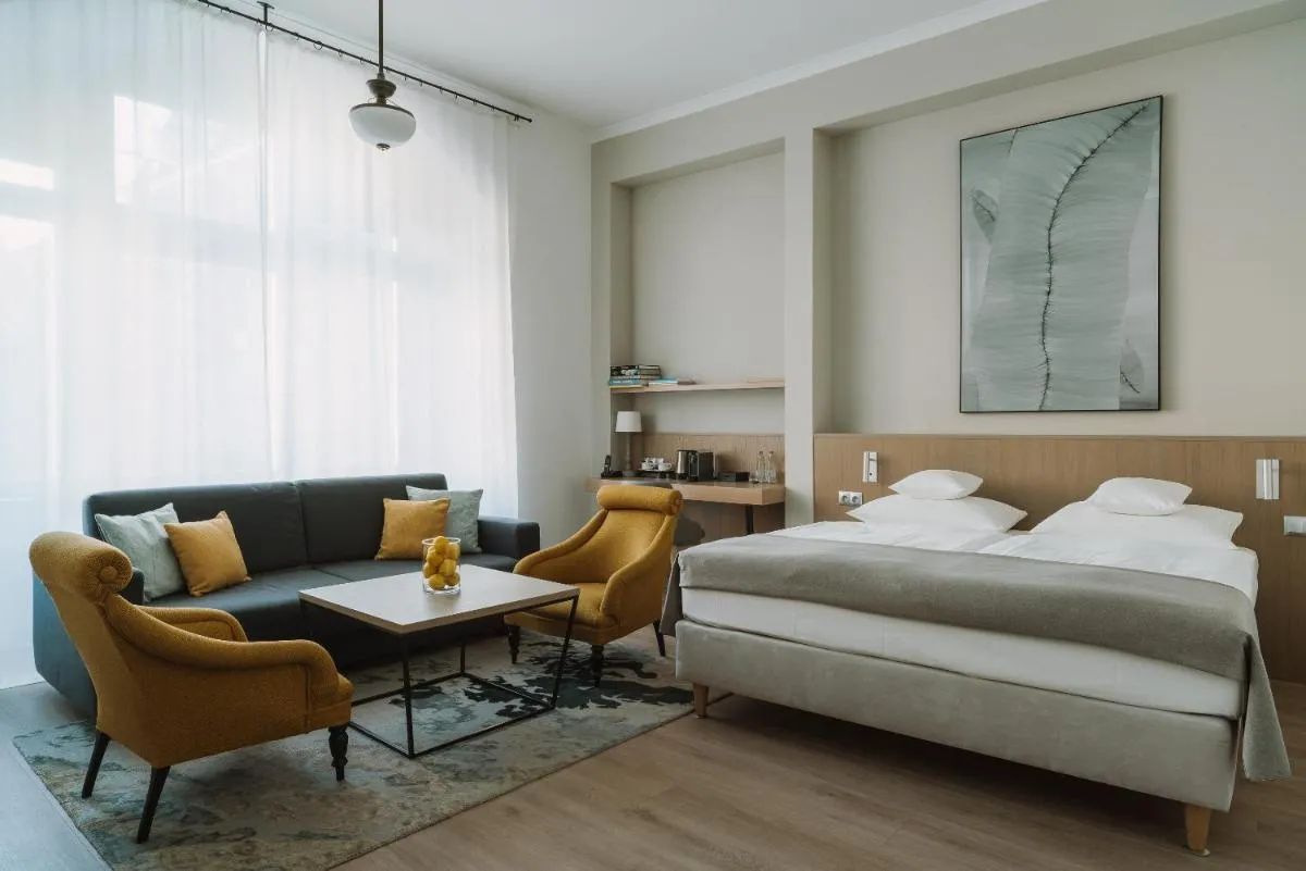 Image 1 of Art Hotel