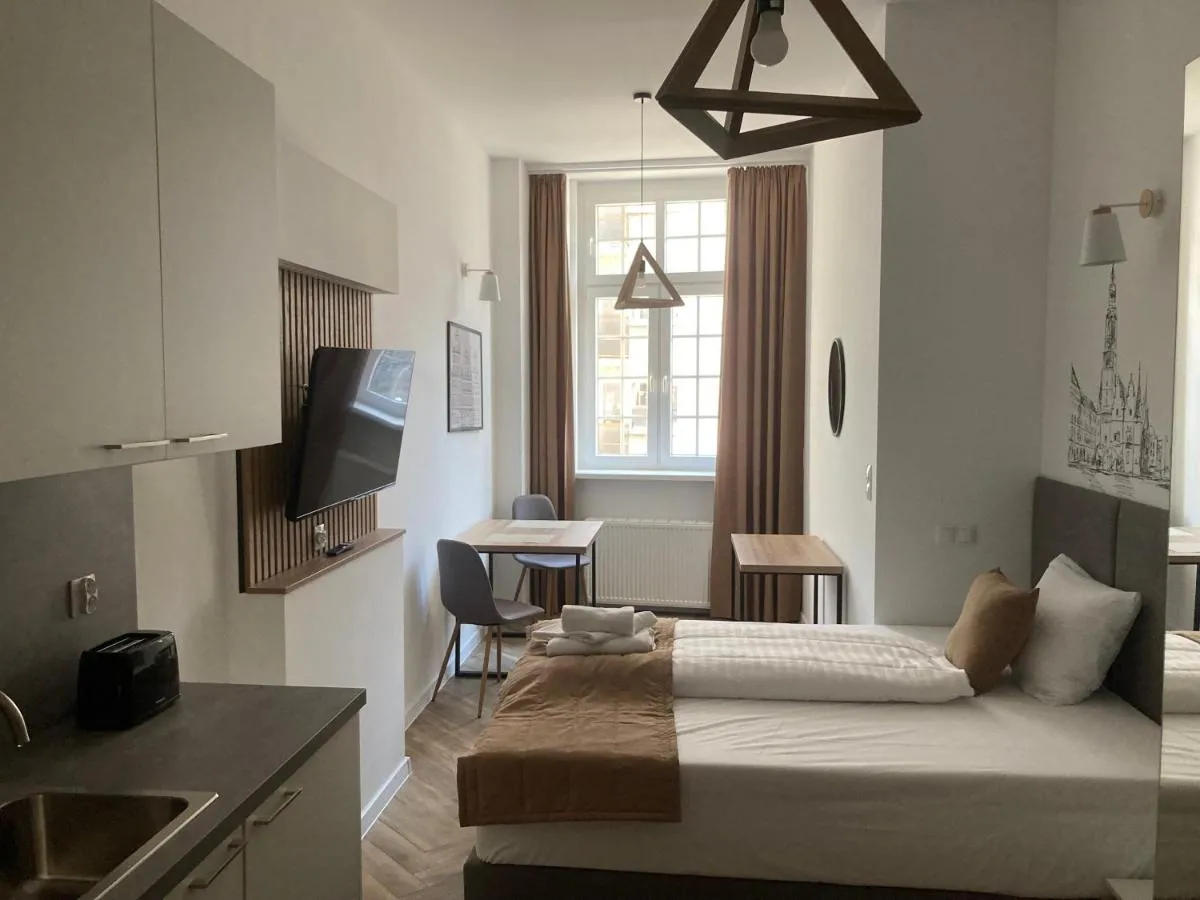 Image 5 of Aviendo Old Town Apartments