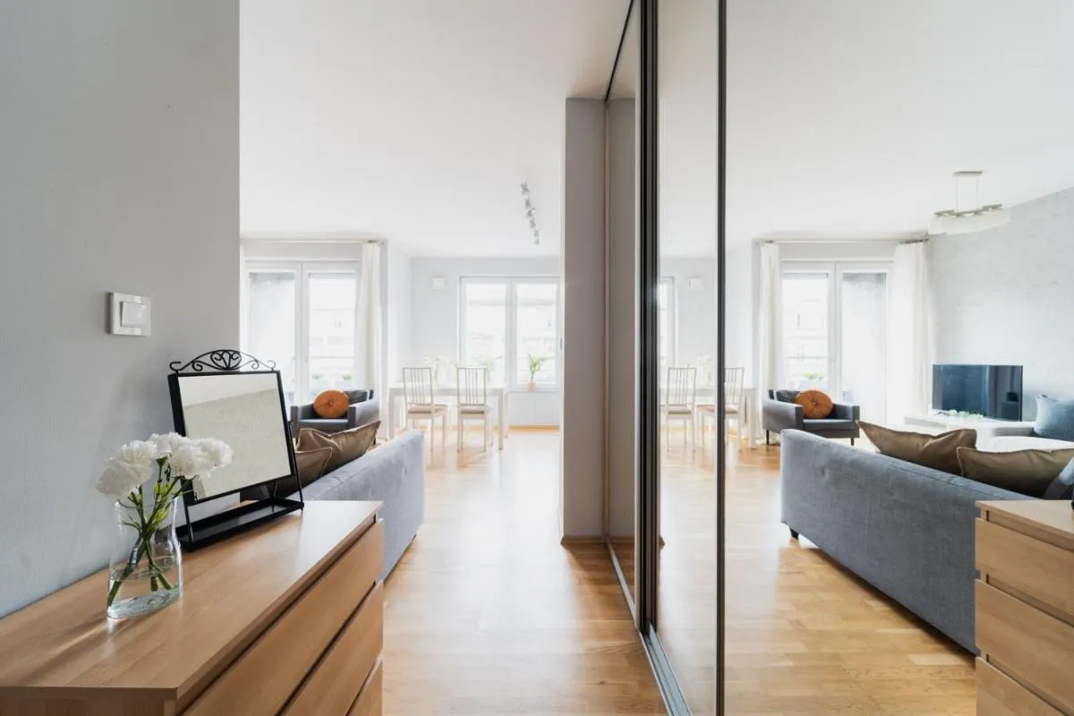 Image 4 of BIG Apartment OLD Town – 3 Rooms- 7 People-Lift- Near Town Hall