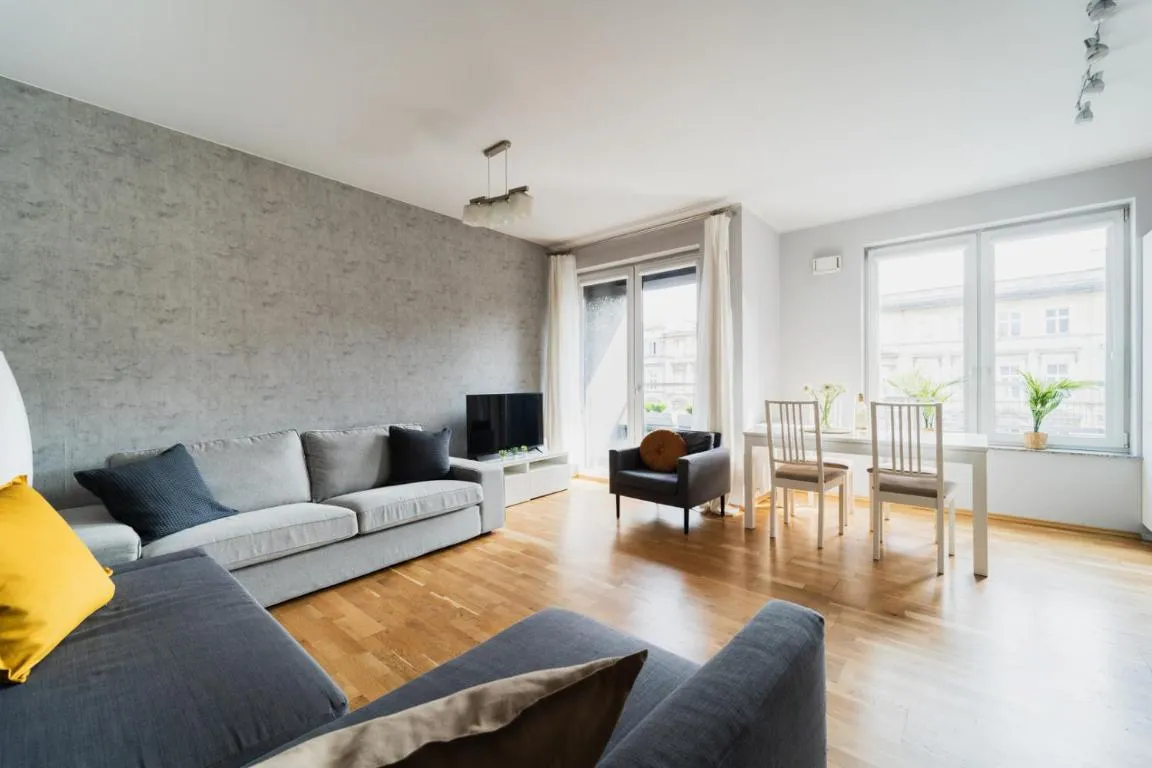 Image of BIG Apartment OLD Town – 3 Rooms- 7 People-Lift- Near Town Hall