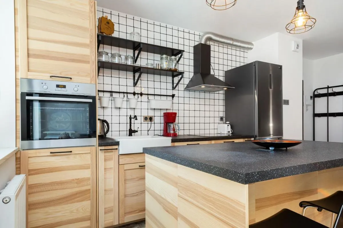 Image 6 of Botanic Gardens Apartment with FREE GARAGE Wrocław by Noclegi Renters
