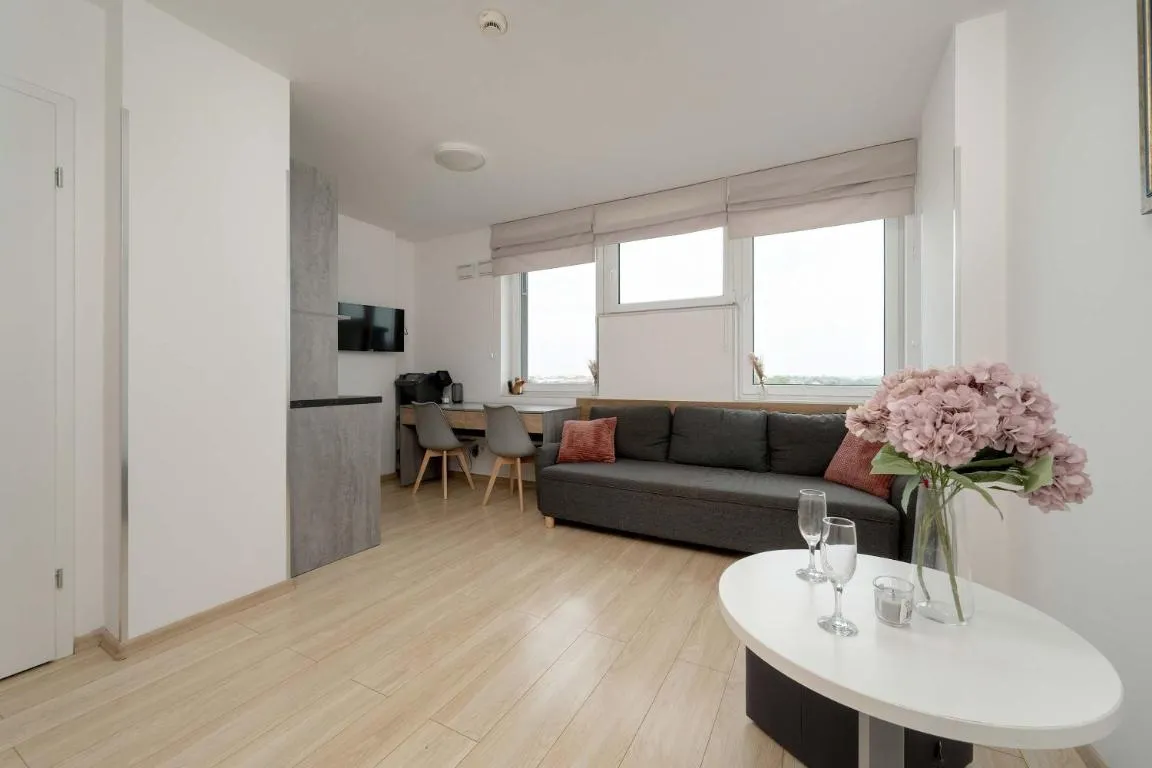 Image of Bright Studio with Air Conditioning near Wrocław ZOO by Noclegi Renters