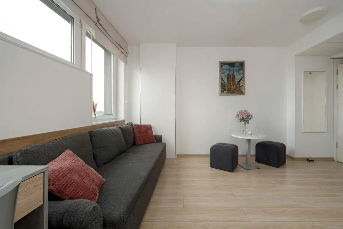 Image 5 of Bright Studio with Air Conditioning near Wrocław ZOO by Noclegi Renters