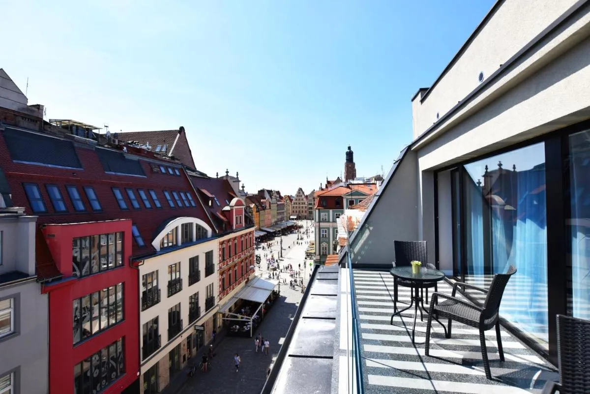 Image 1 of DUKES Apartments – Wita Stwosza