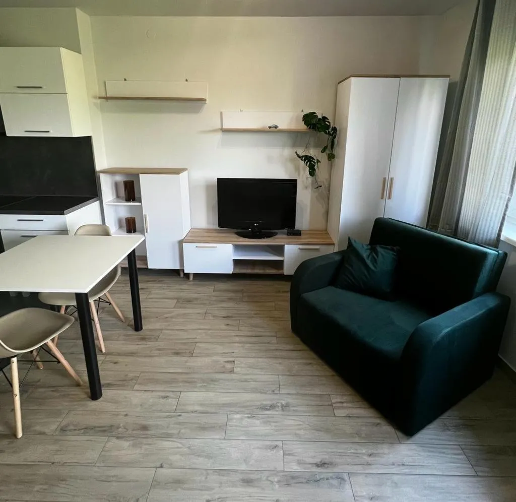 Image 2 of Delta Apart-House
