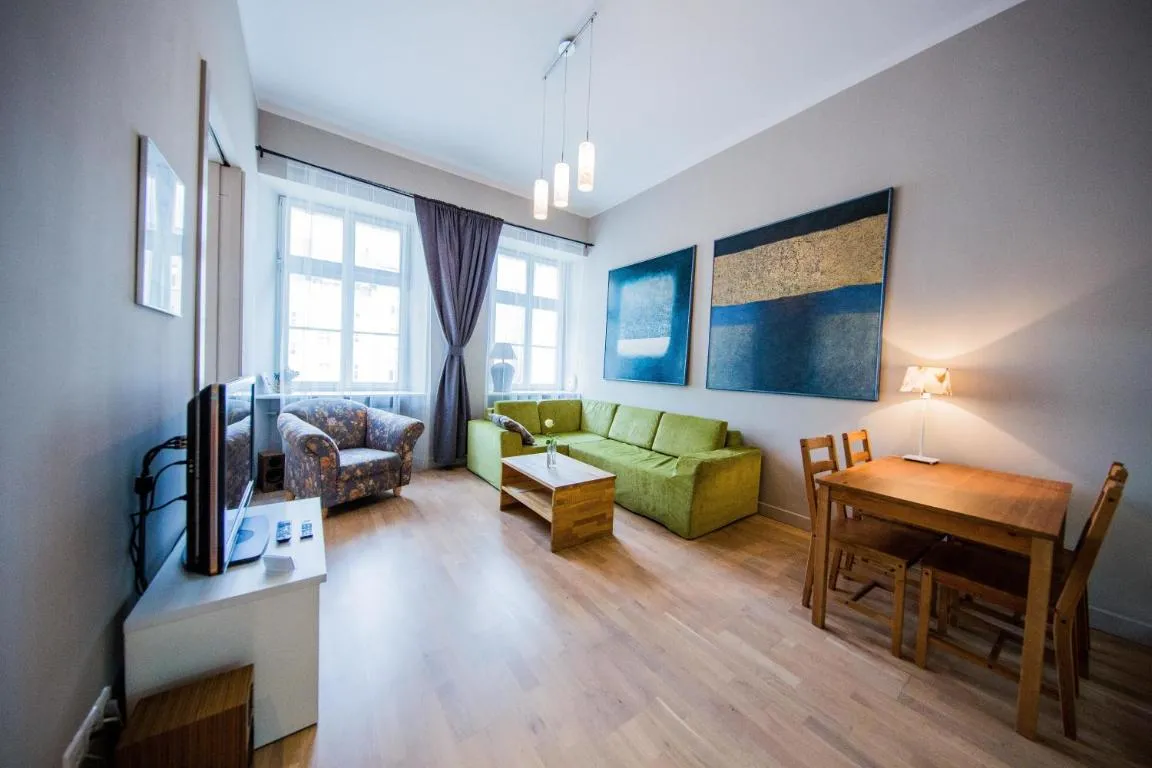 Image of Good Night in Wroclaw – Aries