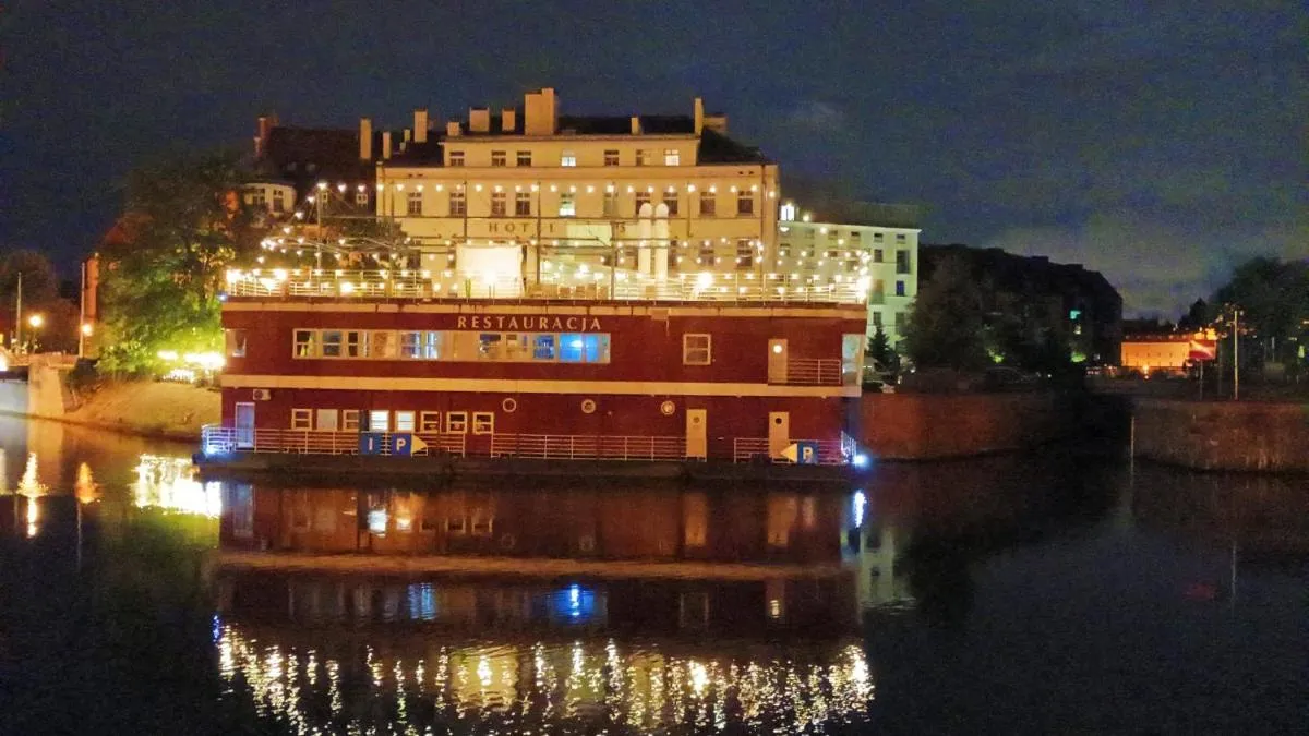Image 4 of Great Polonia River Boat Apartments Wrocław