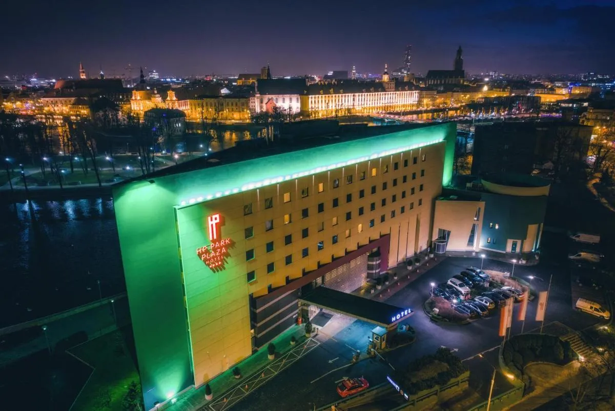 Image 1 of HP Park Plaza