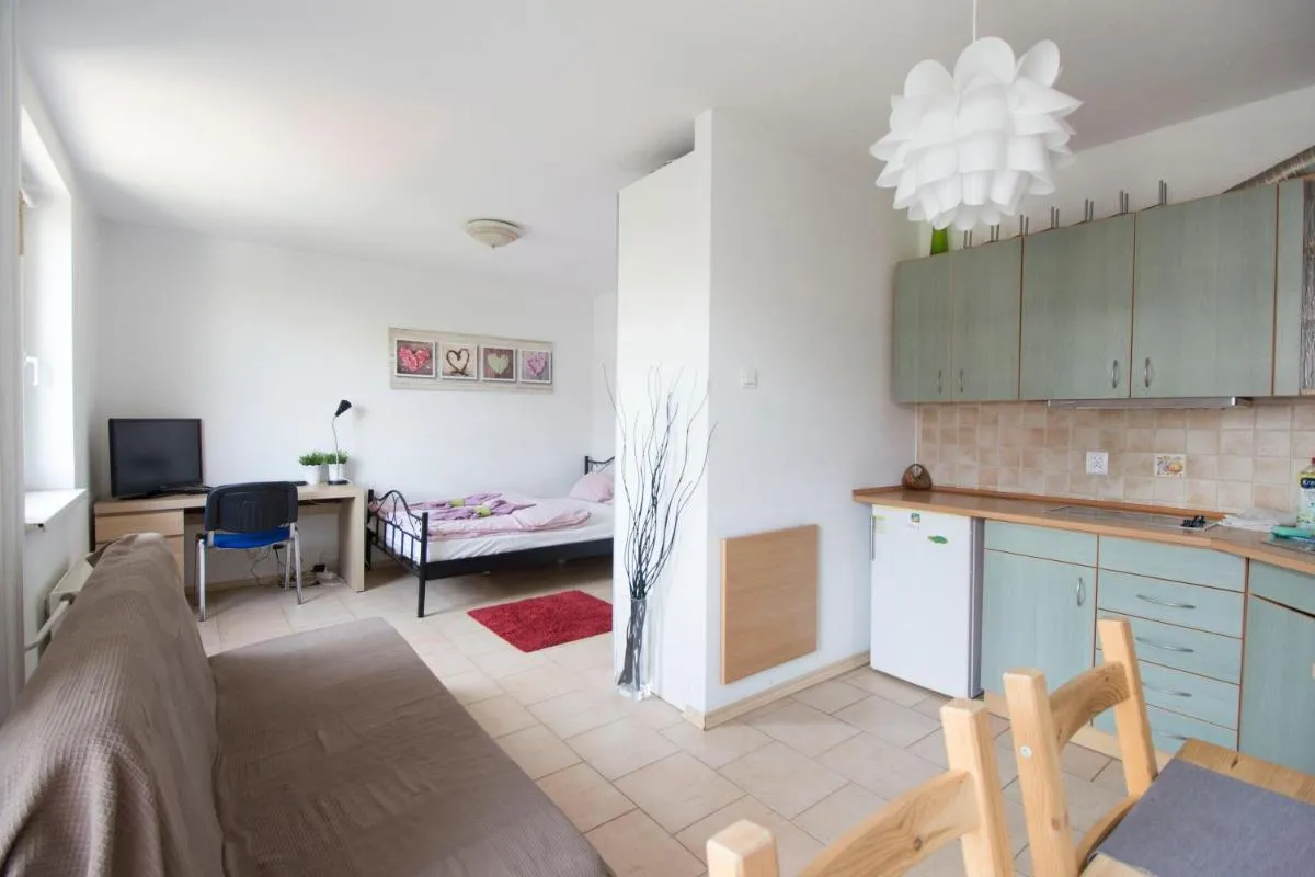 Image 3 of Happy Apartments – Economy