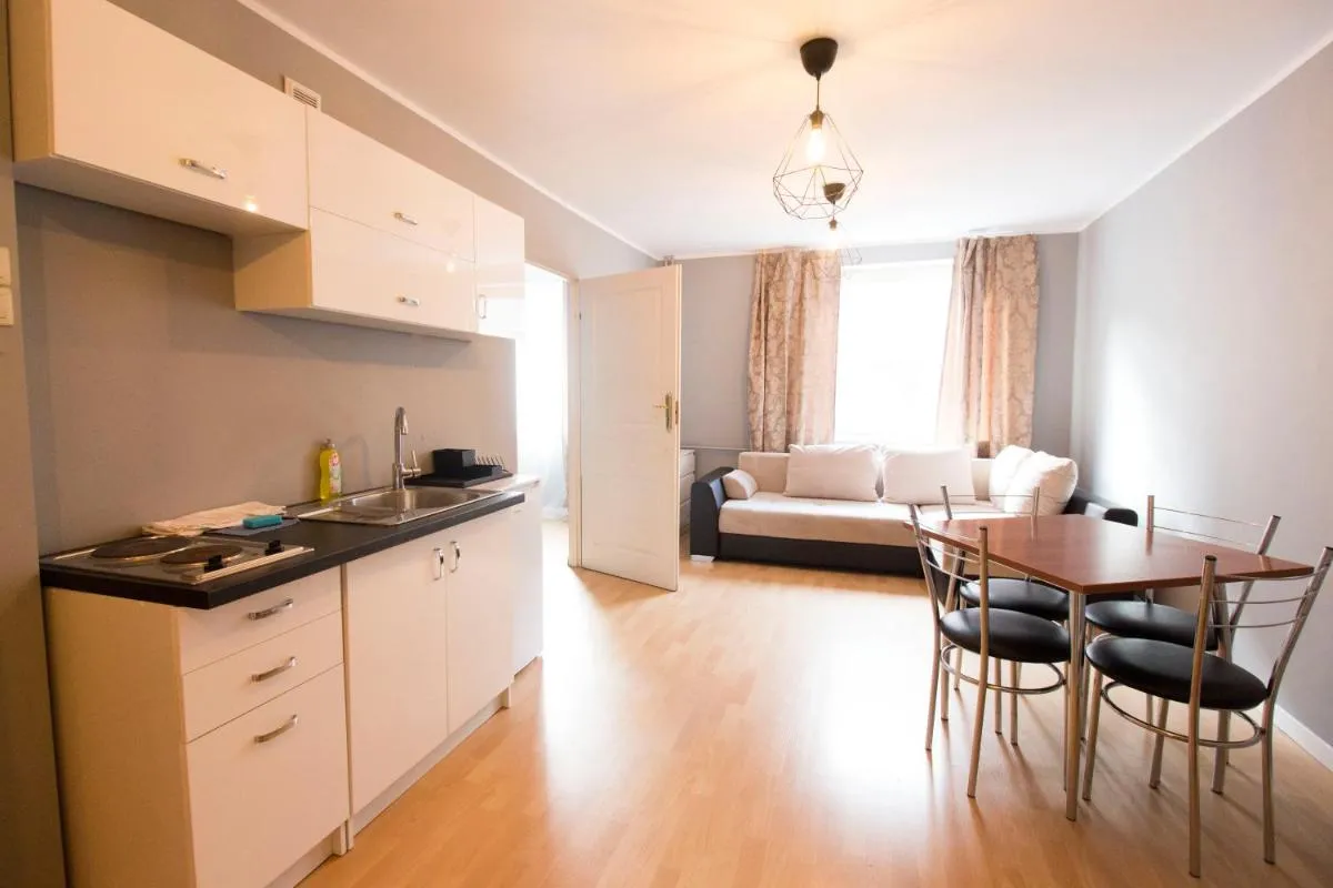 Image 2 of Happy Apartments – Economy