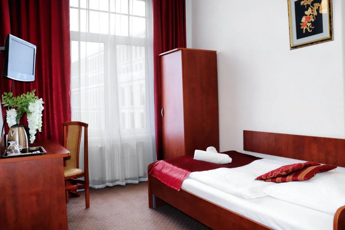 Image 4 of Hotel Lothus