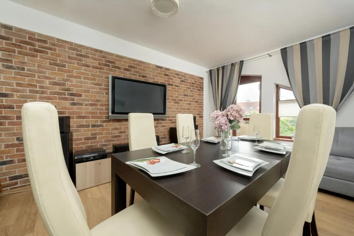 Image 5 of Jasny Dwupoziomowy Apartament we Wrocławiu by Noclegi Renters