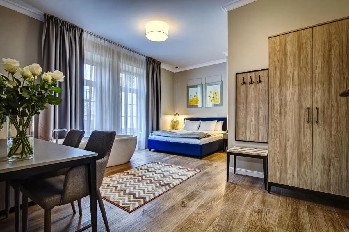 Image 2 of Joyinn Aparthotel