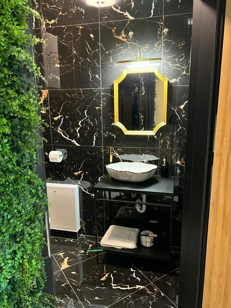 Image 5 of Jungle Apartments