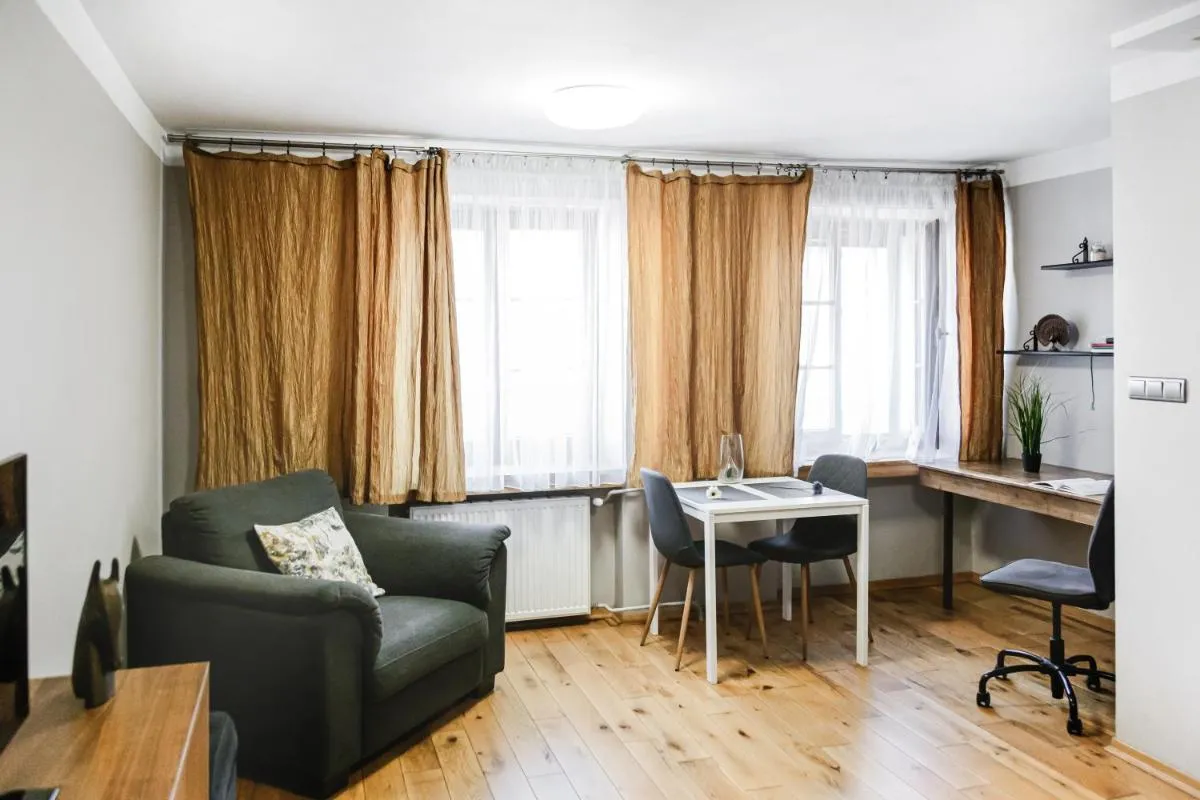 Image 1 of Klimatyczny apartament dla dwojga w sercu Starówki