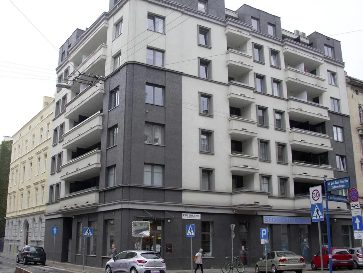 Image 2 of Klimatyczny apartament z balkonem w samym centrum Wrocławia – W6