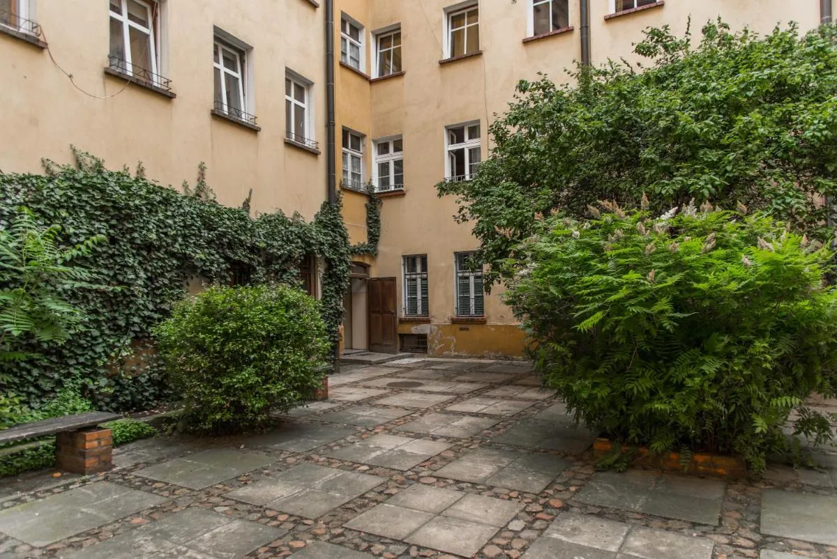 Image 5 of Klimt Apartment
