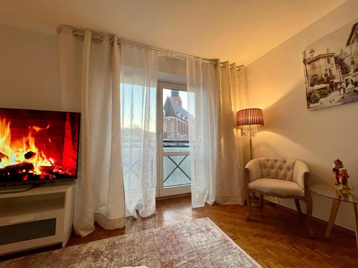 Image 2 of Louis & Elza Old Town Romantic apartments