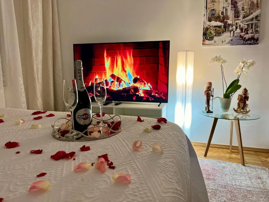 Image of Louis & Elza Old Town Romantic apartments