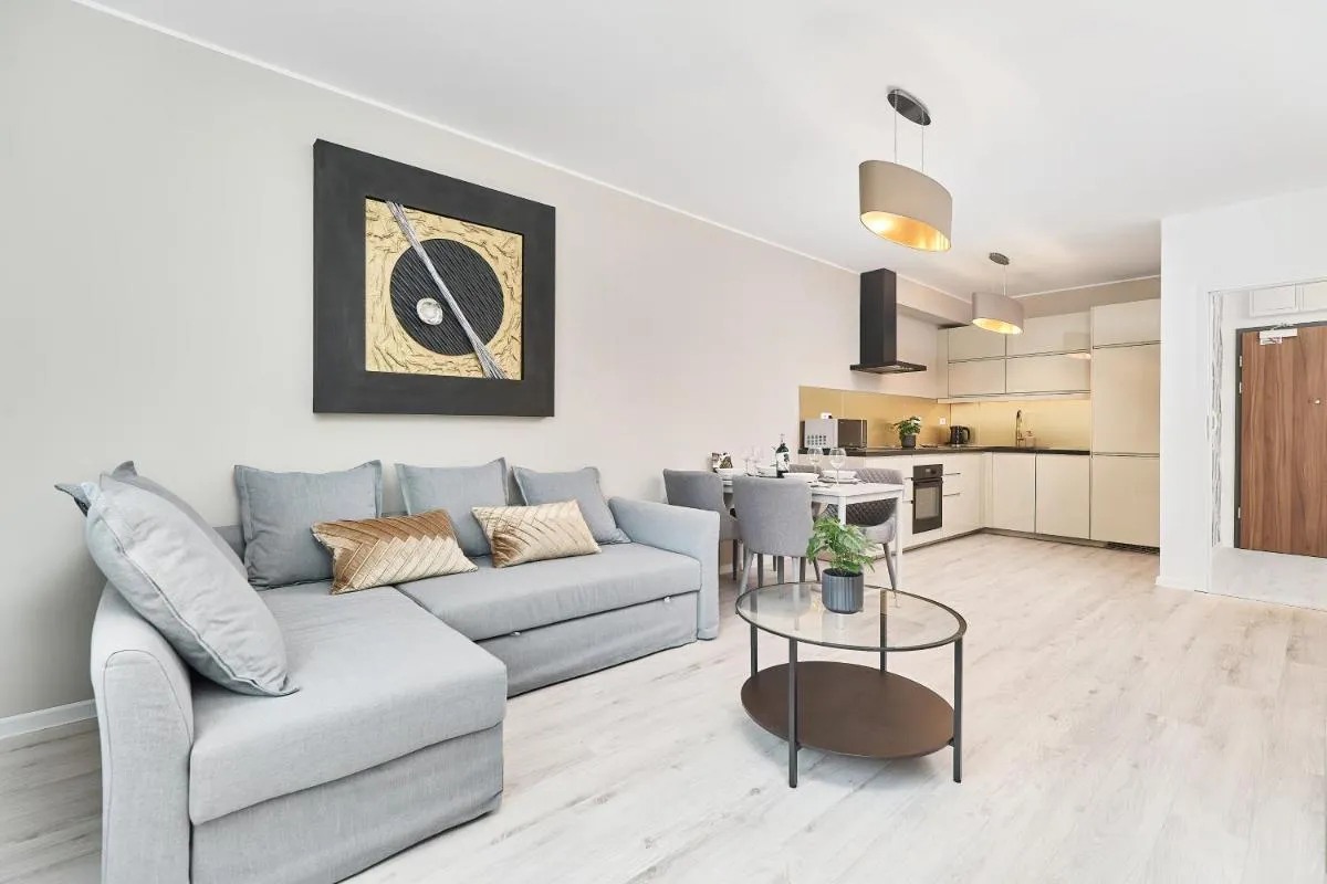 Image 2 of Luxurious Apartments with Balcony & Parking Gwiaździsta Wrocław by Noclegi Renters