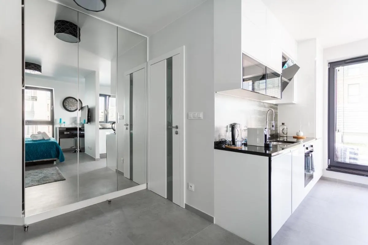 Image 2 of Luxury Apartment with Large Terrace