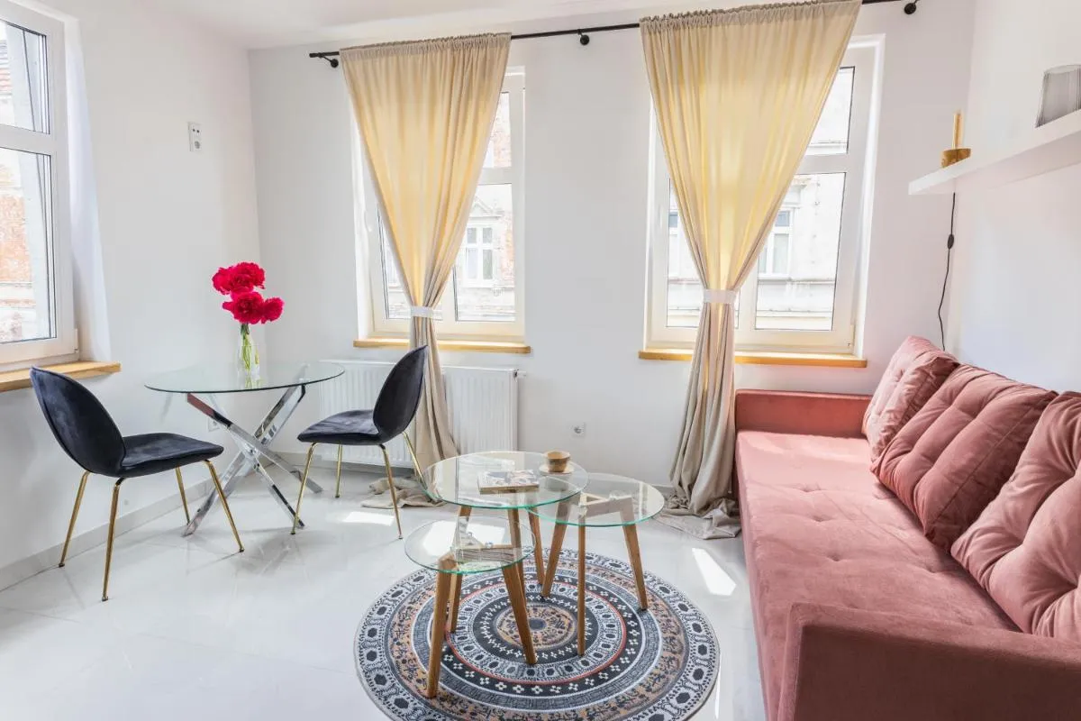 Image 3 of MOVEEN! Wynajem apartamentów we Wrocławiu! 10 minut od centrum