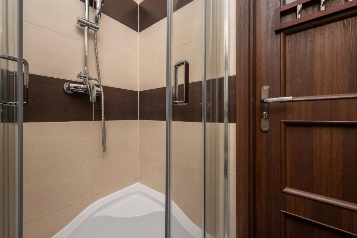 Image 2 of Market Square Corner Apartment Kuźnicza by Noclegi Renters