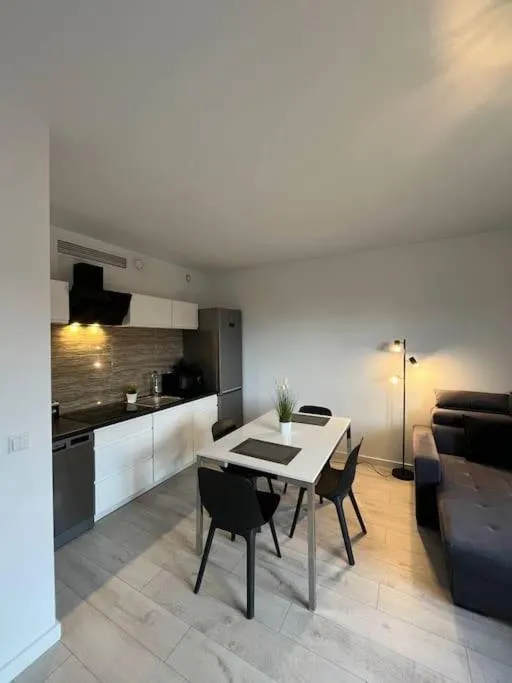 Image 3 of New Apartment OLD TOWN -6 People – 200m Town Hall