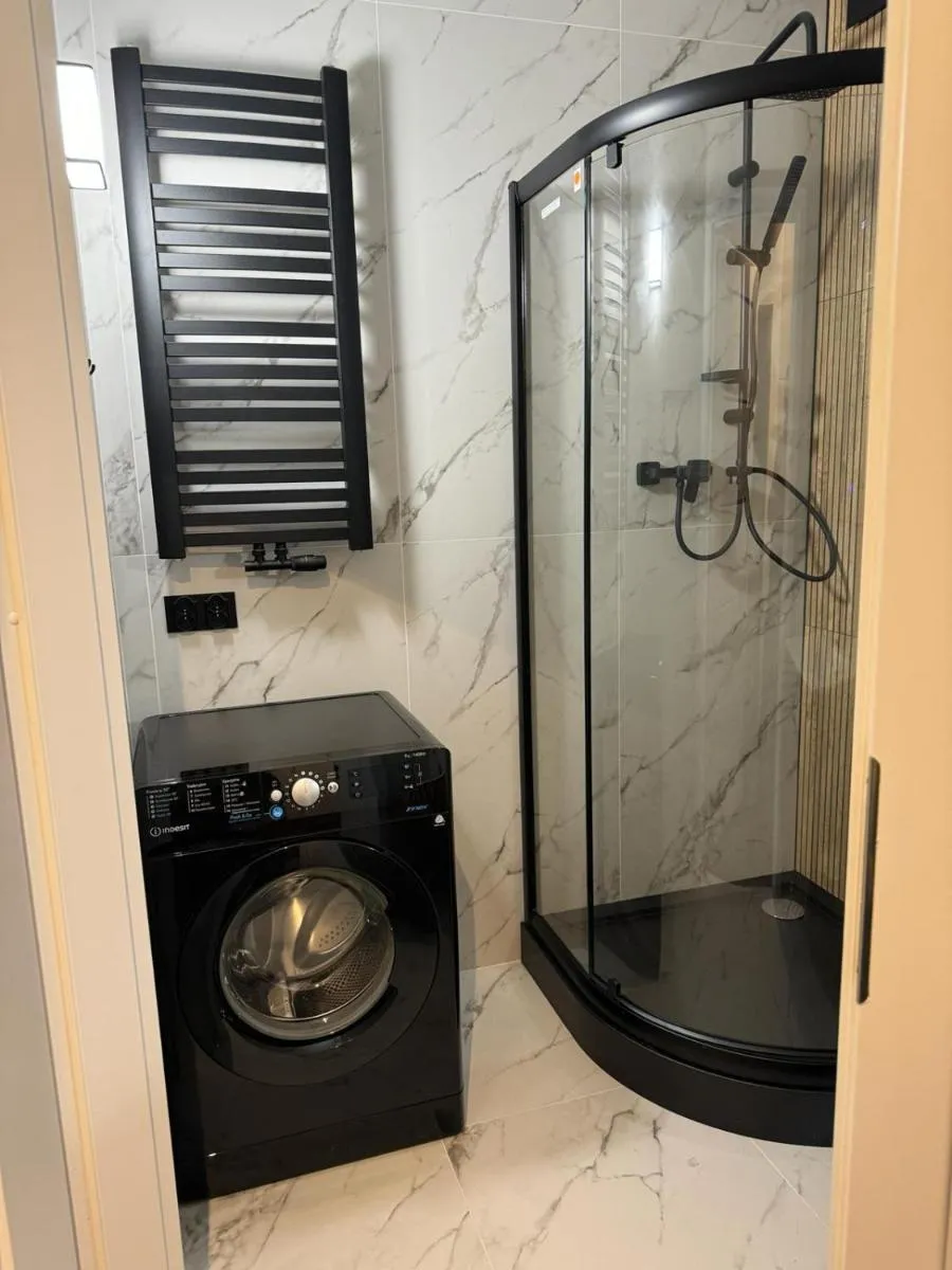 Image 4 of New Large Modern Apartment – City Center – 60m2 – Lift – Parking