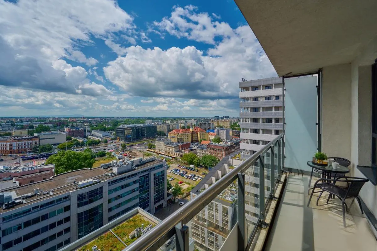 Image 3 of Odra Tower Apartment Center of Wrocław by Renters Prestige