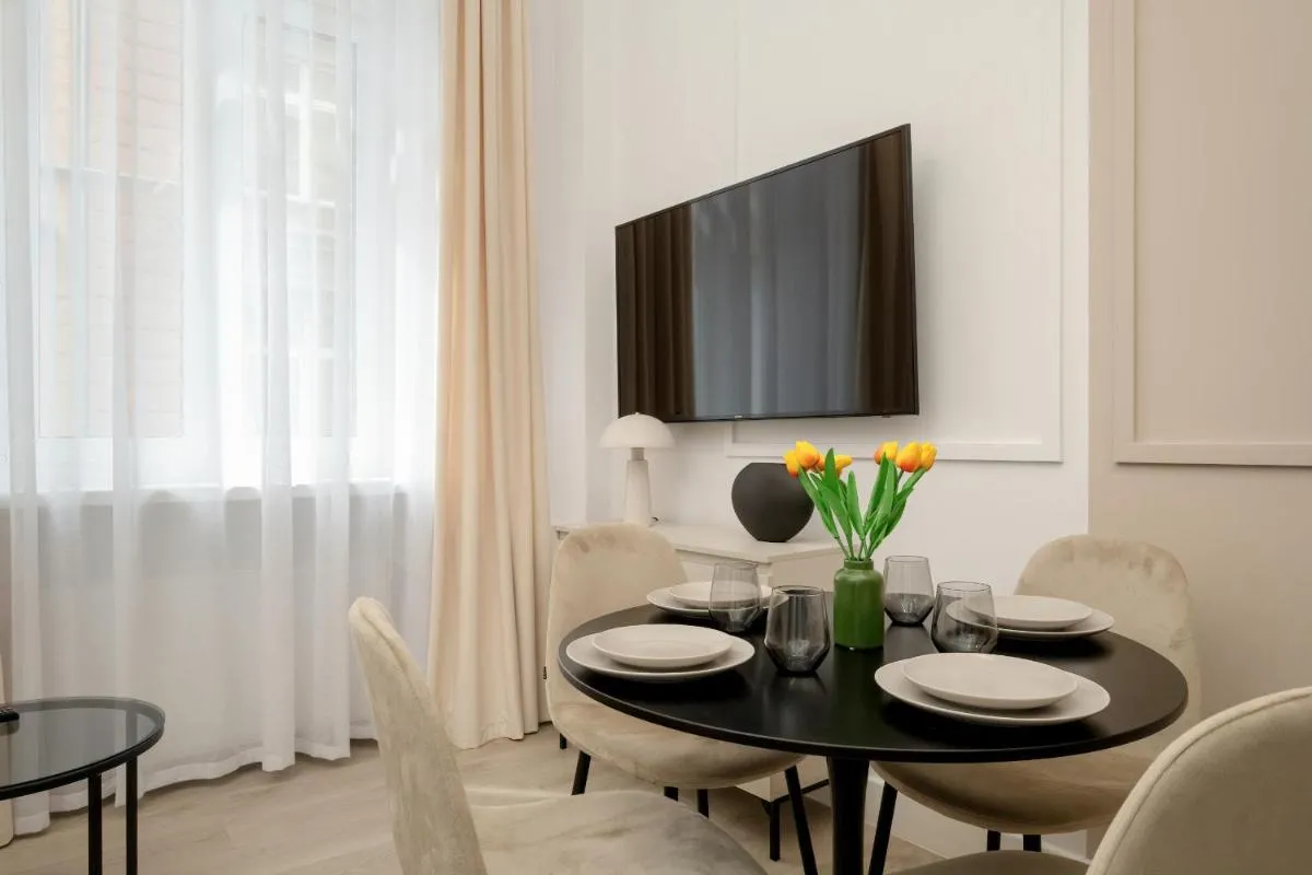 Image 5 of Piękny Apartament dla 8 osób położony 500 m od Wrocławskiego Rynku by Noclegi Renters
