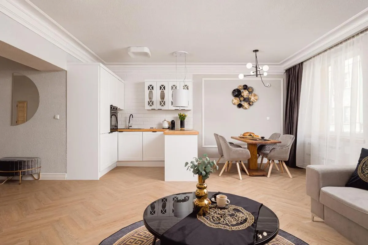 Image 3 of Prestige Apartments 5