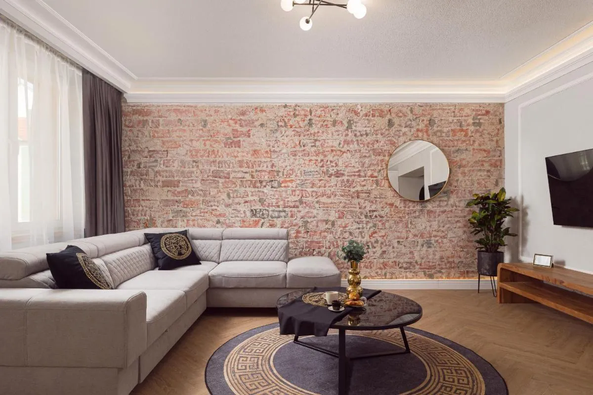 Image 4 of Prestige Apartments 5
