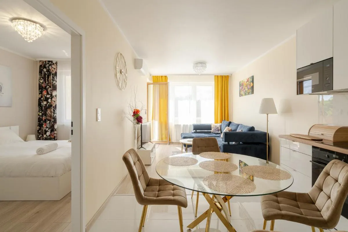 Image 5 of RentPlanet – Apartamenty Miedziana