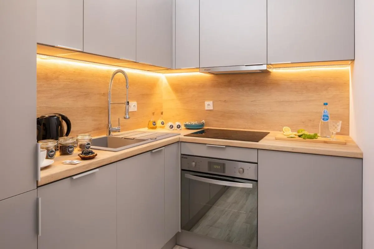 Image 1 of Rent like home – River City Apartments