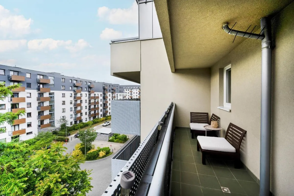 Image 3 of Rodzinne Studio z Parkingiem Sky Tower Centrum by Noclegi Renters