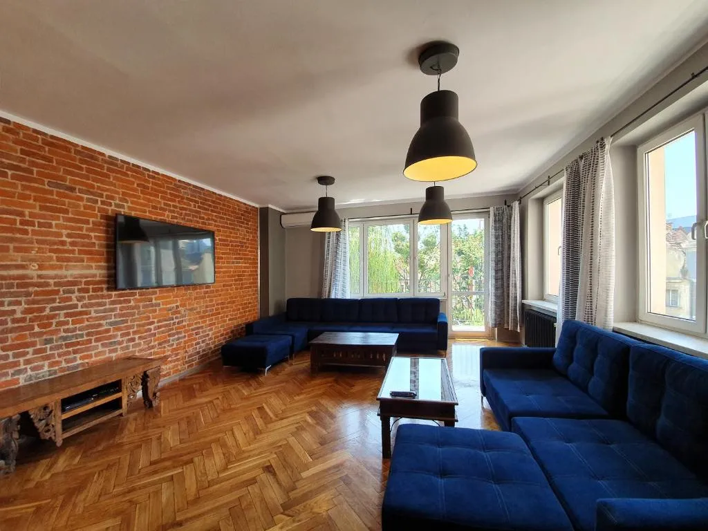 Image of Ruska61 Apart