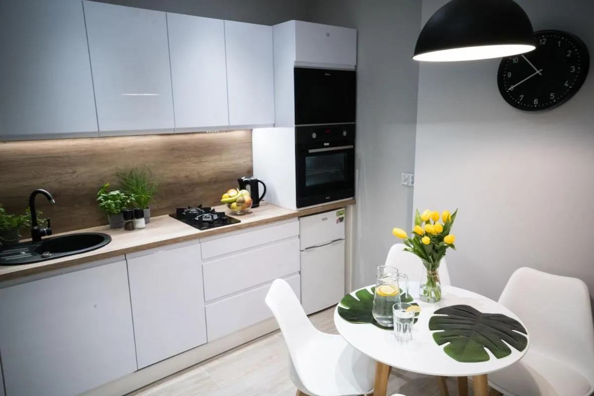 Image 2 of Rynek 20/21 -Cosy New Apartment on The Market Square – 4 Bedrooms – 8 People