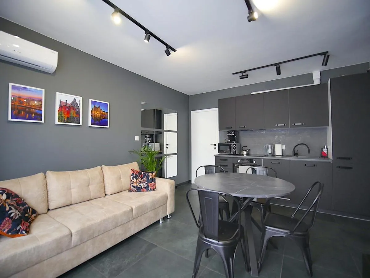 Image 2 of SUNSET Apartment AirCon – Self Check-In 24h